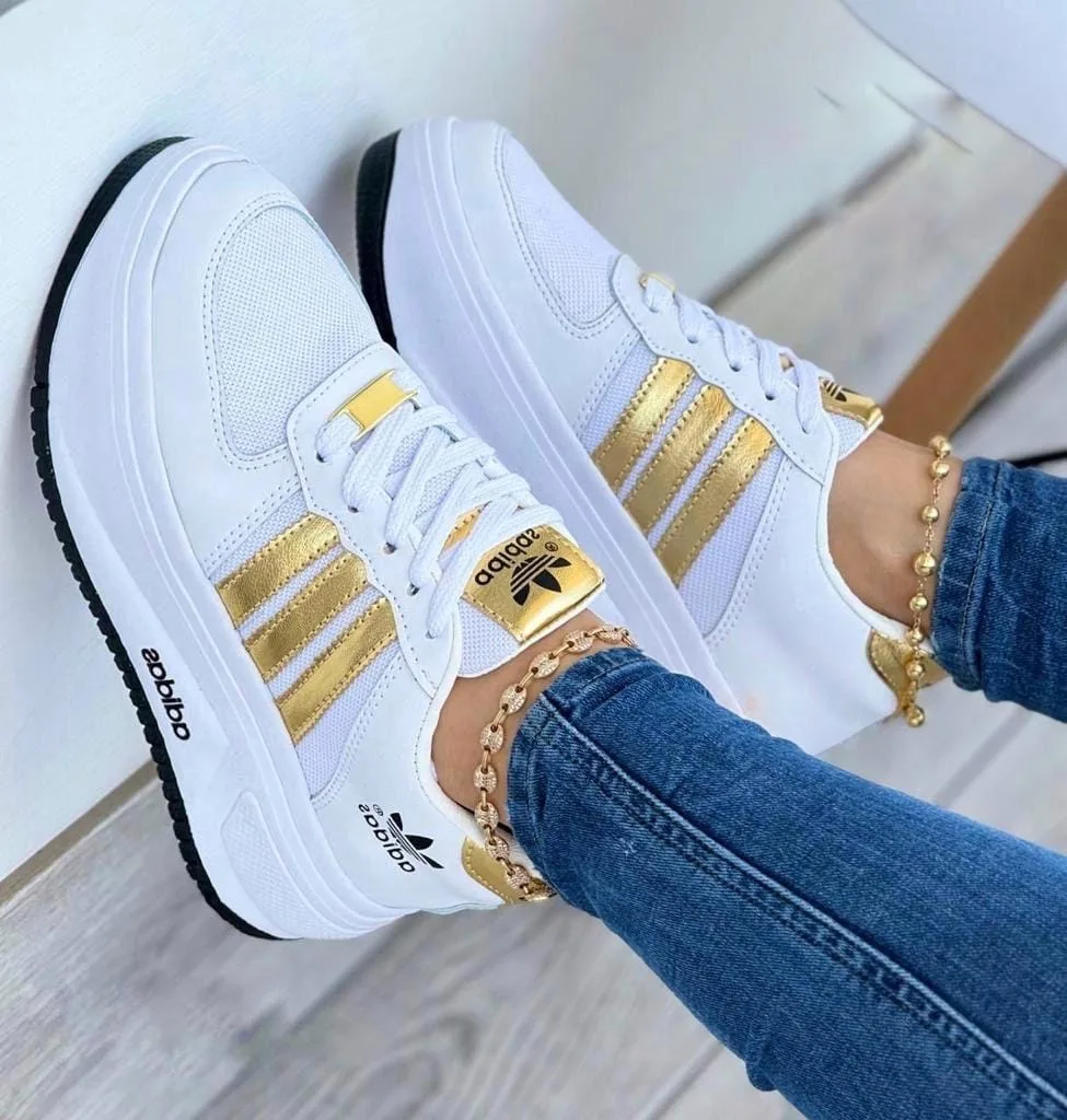 Adidas suela alta para Dama Blanco/Dorado